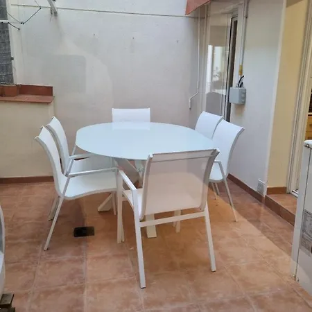 Apartamento En El Centro Del Puerto Ideal 6 Personas Apartamento Cambrils